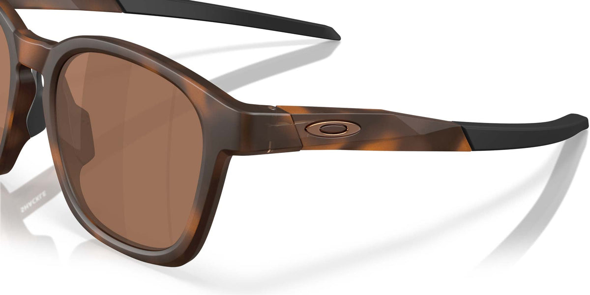 Oakley Shackle OO9507D