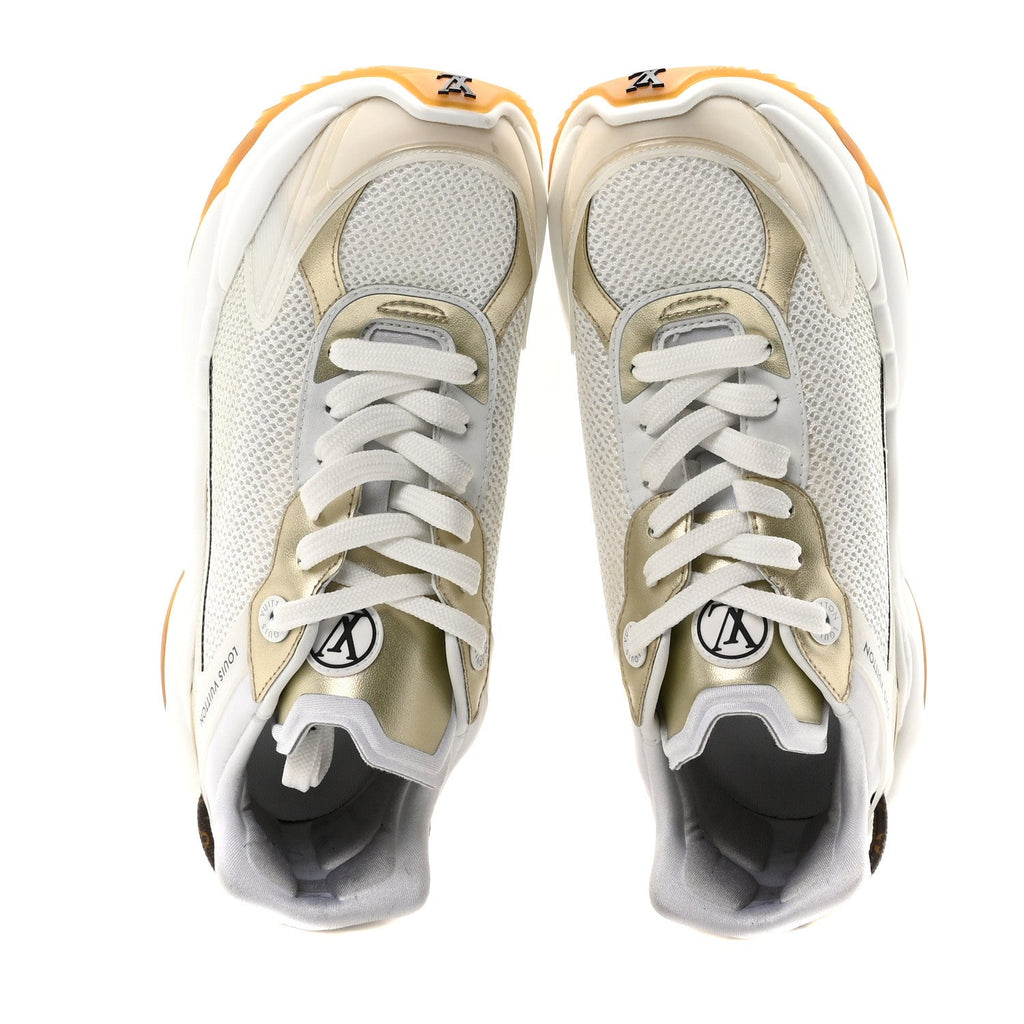 Monogram Calfskin Run 55 Sneakers 37 White