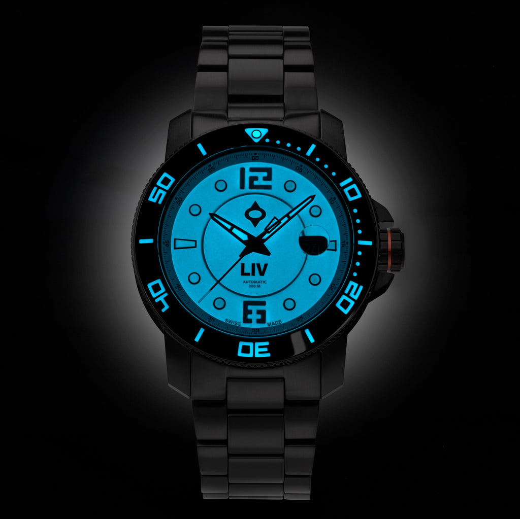 GX-Diver's 44mm Black Full Lume