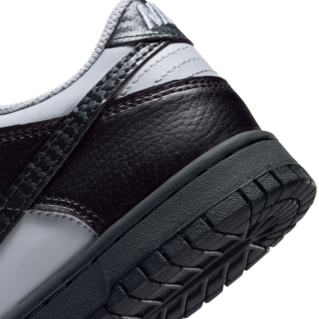 Nike Dunk Low - Non Adult