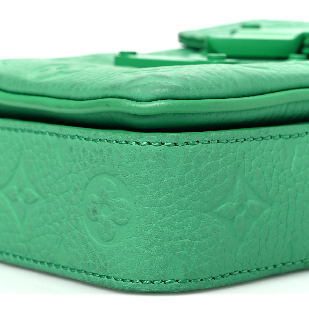 Taurillon Monogram S Lock Wearable Wallet Minty Green