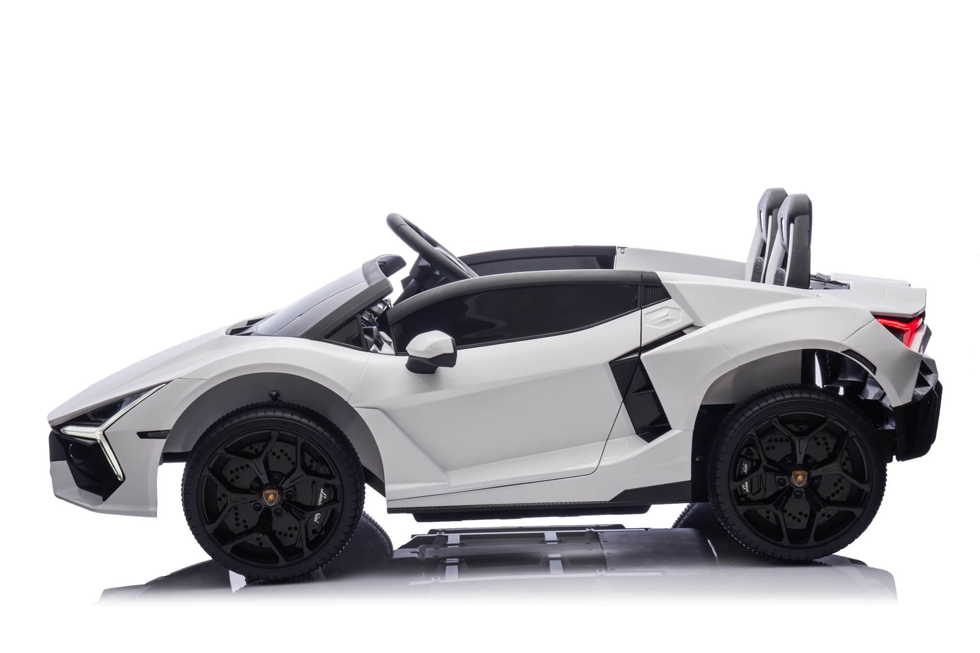 24V / 9 MPH Lamborghini Revuelto Two-Seater Kids Ride On Car – White